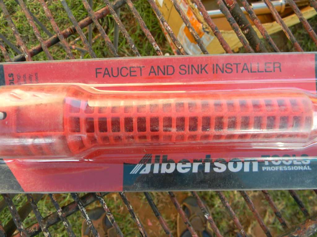 3 in one spanner for under wash basin