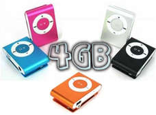 4GB Clip on Mp3 Player with accesories, LOCAL STOCK!!!!!!!
