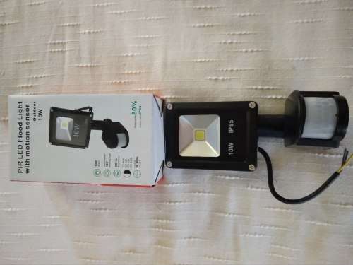 10W LED FLOODLIGHT with sensor