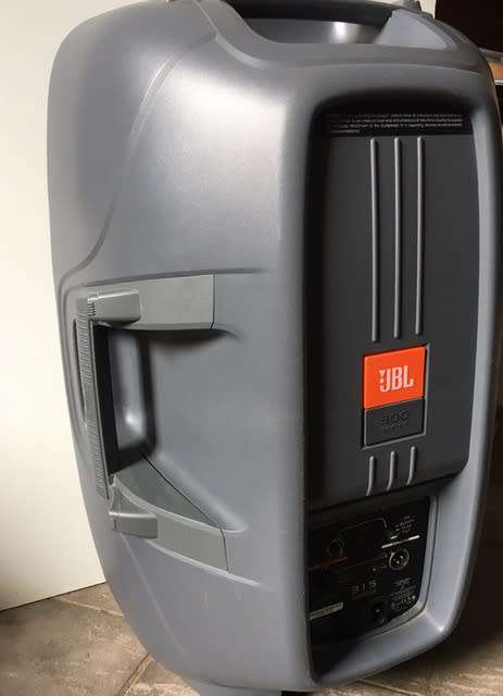 JBL EON 315 Portable 280W Self-Powered 15` Loudspeaker