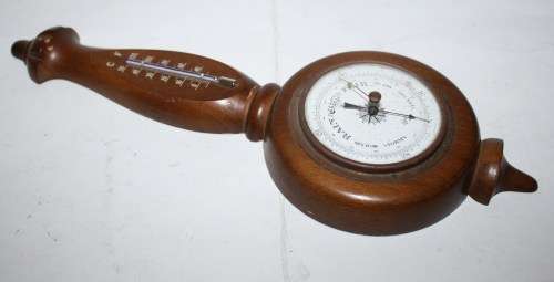 Barometer plus Temp-Do Not Know  if Acurate?  Wood 31cm Long