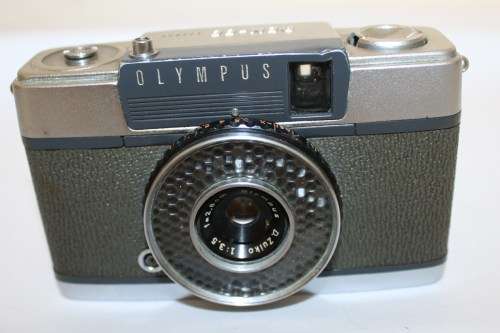 Olympus Pen-EE-Shutter Fires-Good Cosmetic Cndition