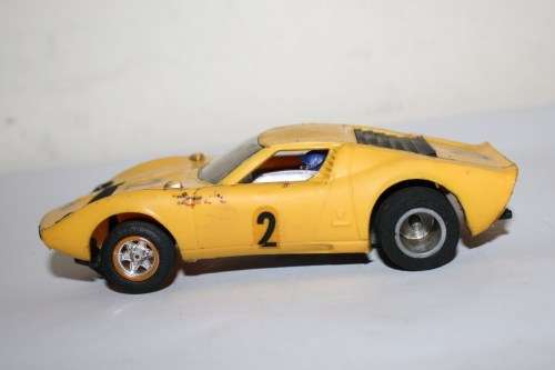 Scalextric-Vintage-Lamboghini-C17.