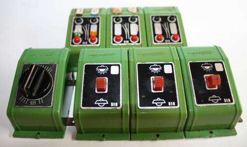 Fleischman Vintage HO  Controls and Switches