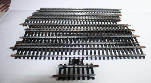 Lima Tracks-Eleven Straights-inc One Power Track