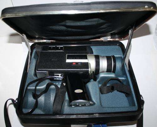 Cannon Auto Zoom 518 SV Super 8 Camera and Carrying Case