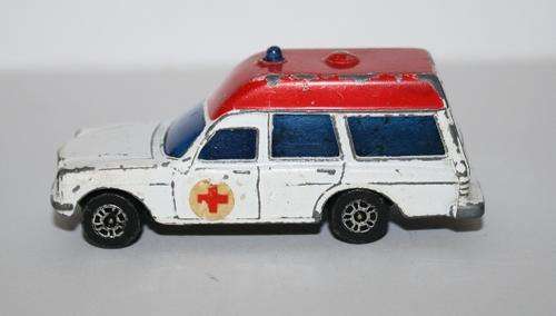 Corgi Juniors-Mercedes Benz Ambulance