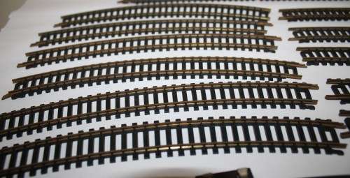 Life-Like-Rerailer Terminal Track plus 12 Tracks-As per photos