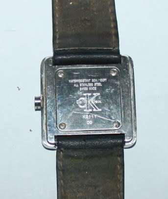 Calvin Klein-Swiss Made-K9111 00-Face 30mm Across-Strap-225mm.