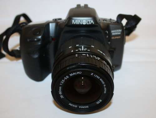 Minolta Maxxum-500si Super 35mm Camera-Sigma 28-80mm 1:3.5-5.6 Macro Lens.