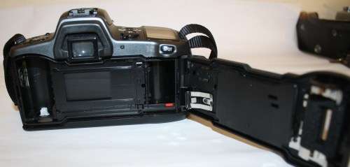 Minolta Maxxum-500si Super 35mm Camera-Sigma 28-80mm 1:3.5-5.6 Macro Lens.