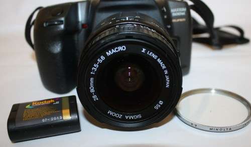 Minolta Maxxum-500si Super 35mm Camera-Sigma 28-80mm 1:3.5-5.6 Macro Lens.