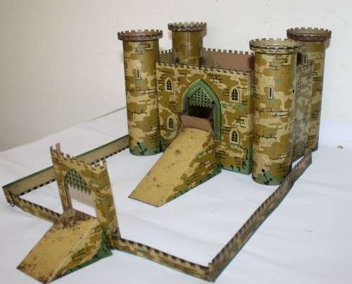 Tin Toys -Chad Valley 1946 *Ubilda Fort/Castle* Made in England-Very Rare and Collectable!