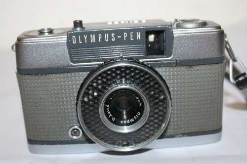 Olympus-Pen-EE 35mm Camera-Good Condition-Shutter Fires with Bag...as per photos