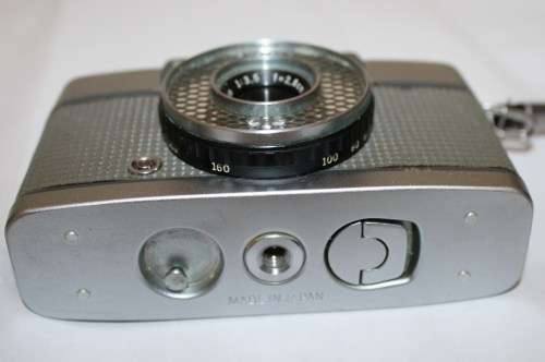 Olympus-Pen-EE 35mm Camera-Good Condition-Shutter Fires with Bag...as per photos