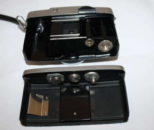 Olympus-Pen-EE 35mm Camera-Good Condition-Shutter Fires with Bag...as per photos
