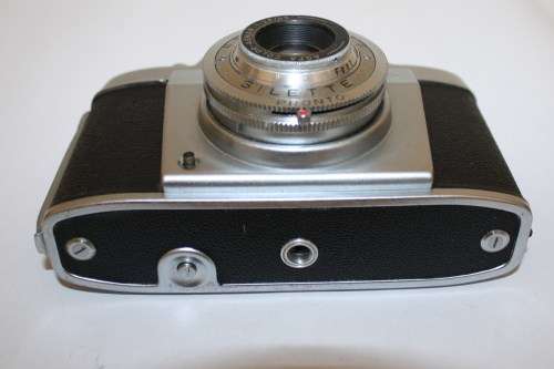 Agfa *Silette Pronto* 35mm Camera with Original Leather Bag and Lens Cap..Working