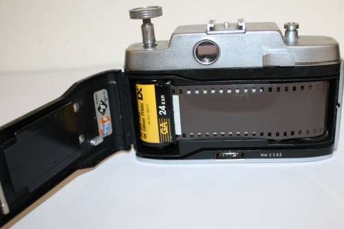 Agfa *Silette Pronto* 35mm Camera with Original Leather Bag and Lens Cap..Working