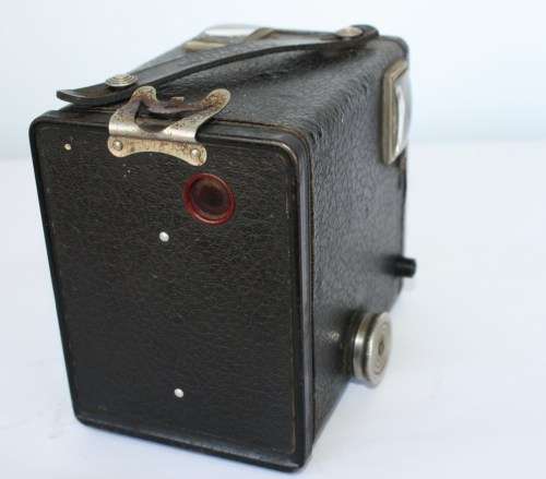 Kodak *Six-20* "Brownie" C Vintage Camera..Shutter Fires..As per Photos