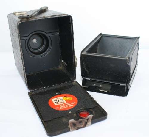 Kodak *Six-20* "Brownie" C Vintage Camera..Shutter Fires..As per Photos