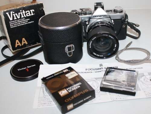 Olympus Om-1 with Vivitar Series 1 *Auto Wide Angle* f 1.9 28mm Lens..Great Condition.