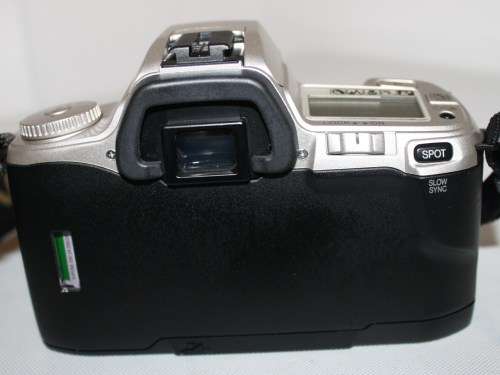 ** Minolta 404si** Sony..DT 3.5-5.6/18-55 SAM Lens...Working..Excellent  Condition