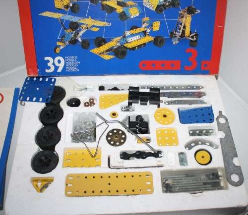 Meccano** No 3-39 Models**...Excellent Condition..as per photos.