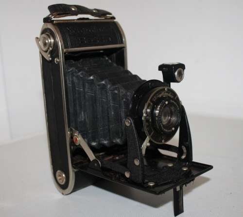 **Voigtlander Bessa** Folding Camera.Anastigmat Voigtar1:7,7 F=10,5cm Lens Good Condition see photos