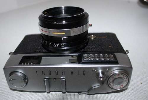 **Taron Vic**35mm Camera..Taronar 1:2.8 45mm Lens..Shutter Fires..