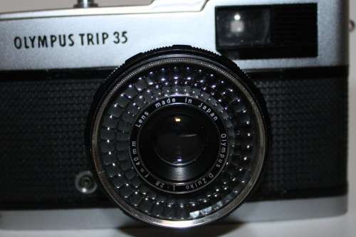 **Olympus Trip 35**Shutter Fires..lens.Including Original Box and Instructions Excellent Condition