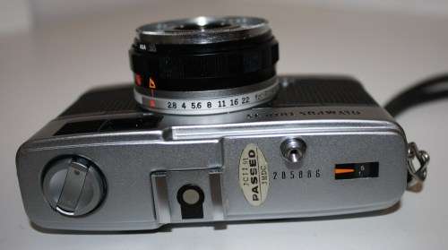 **Olympus Trip 35**Shutter Fires..lens.Including Original Box and Instructions Excellent Condition