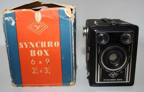 **Agfa Synchro Box** Camera..6x9...2x1/4  3x1/4 As per Photos(roll film still in camera)