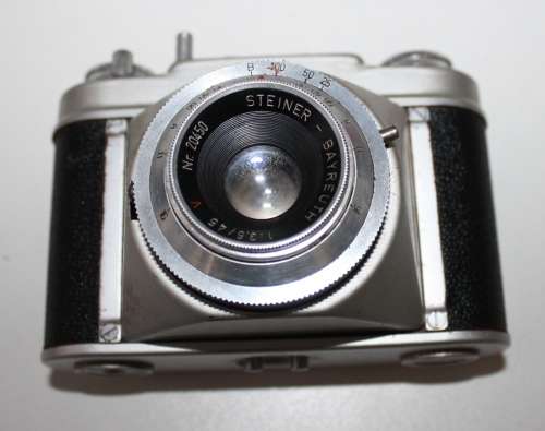 **Steinette 35mm Camera**Made in Germany..Including Case..Shutter Fires.