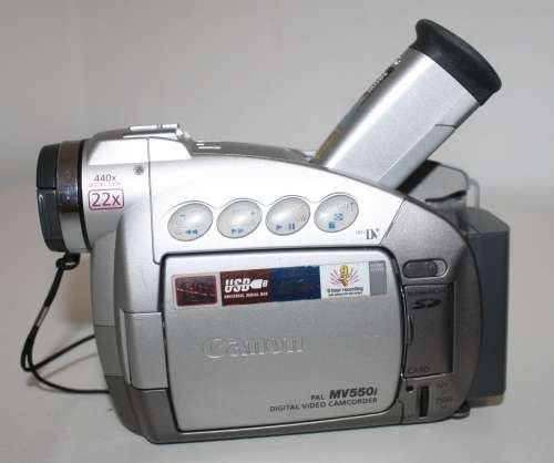 **Canon MV 550i**Digital Video Camcorder....Incl Charger/Cables/Instruction etc..As per Photos