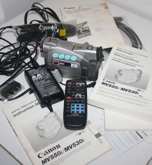 **Canon MV 550i**Digital Video Camcorder....Incl Charger/Cables/Instruction etc..As per Photos