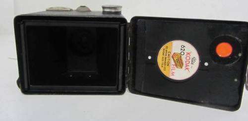**Six-20-Brownie'D'-Made by Kodak**Box Camera....Good Condition..As per Photos