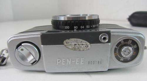 **Pen EE**Double Frame 35mm Camera-D.Zuiko 1:3'5 f=2.8cm Lens..Excellent Condition.