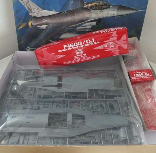Fighting Falcon-F-16CC/CJ(Block40/50)Academy-1/32 Scale..Parts still Sealed-620 Like "New"