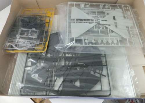 Eurofighter Typhoon and Shelter/Groundplate and Equipment..Revell-Parts still Sealed.