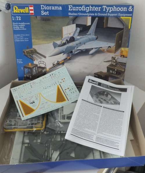 Eurofighter Typhoon and Shelter/Groundplate and Equipment..Revell-Parts still Sealed.