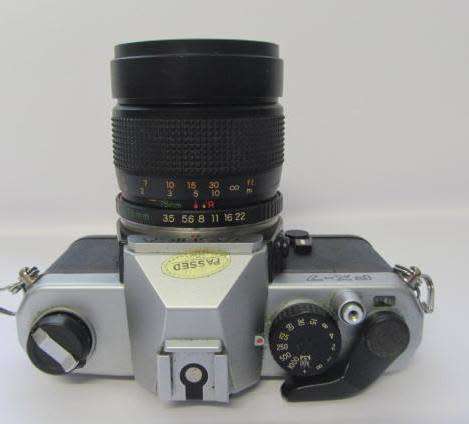 **Yashica FX-7** Yashica ML Zoom 42-75mm 1:3.5-4.5 Lens..Incl UV Haze Filter and Bag