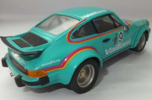 **Slot Car**Ninco..Porch...Ninco Motor..As per photos..Display Stand..No Dome..Not tested.