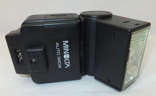 Flash**Minolta Auto 320X**