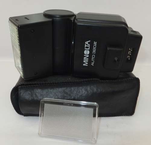 Flash**Minolta Auto 320X**