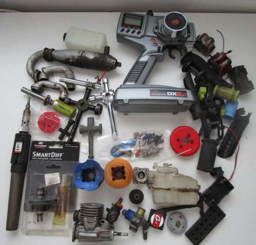 **Losi/Hongnor etc Radio Control Cars**Combo Not tested Spares etc.