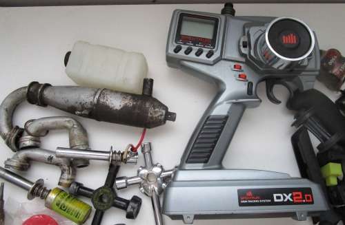 **Losi/Hongnor etc Radio Control Cars**Combo Not tested Spares etc.