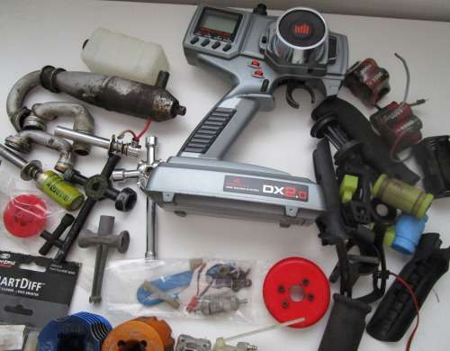 **Losi/Hongnor etc Radio Control Cars**Combo Not tested Spares etc.