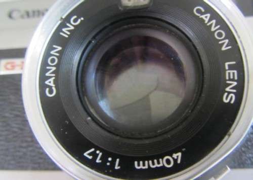 **Canon QL 17 G-III QL** Rangefinder Camera..Canon 1:1.7 40mm Lens(Needs Cleaning)