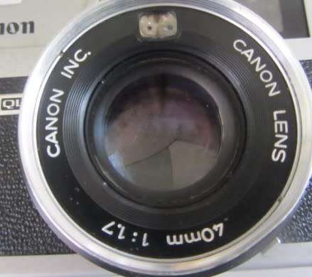 **Canon QL 17 G-III QL** Rangefinder Camera..Canon 1:1.7 40mm Lens(Needs Cleaning)