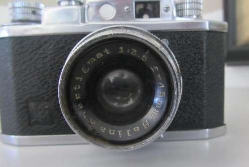 **Helina 35X** Rangefinder 35mm Camera-Anastigmat 45mm f3.5 Lens